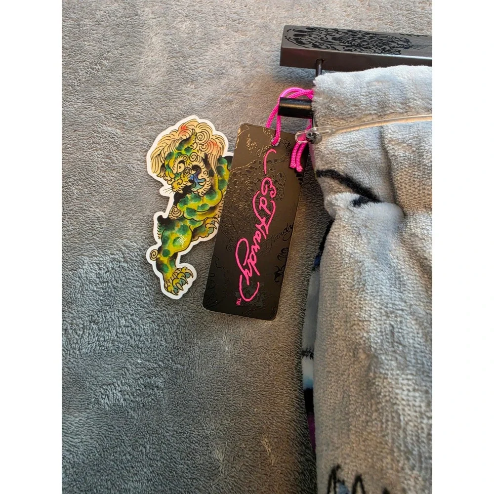 Ed Hardy Printed Plush Oversized Throw Blanket Grey Tattoo Art Tiger 60x70 NEW